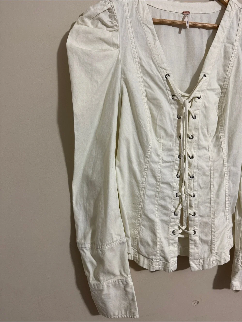 Free People Denim Lace-Up Peasant Blouse Cream size M Ren Festival Boho Retro